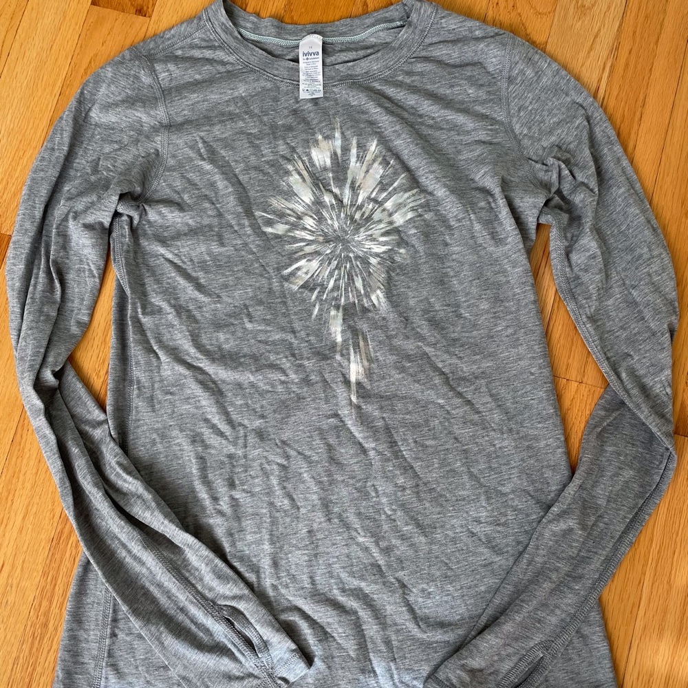 Ivivva grey long sleeve size 14 ivivva